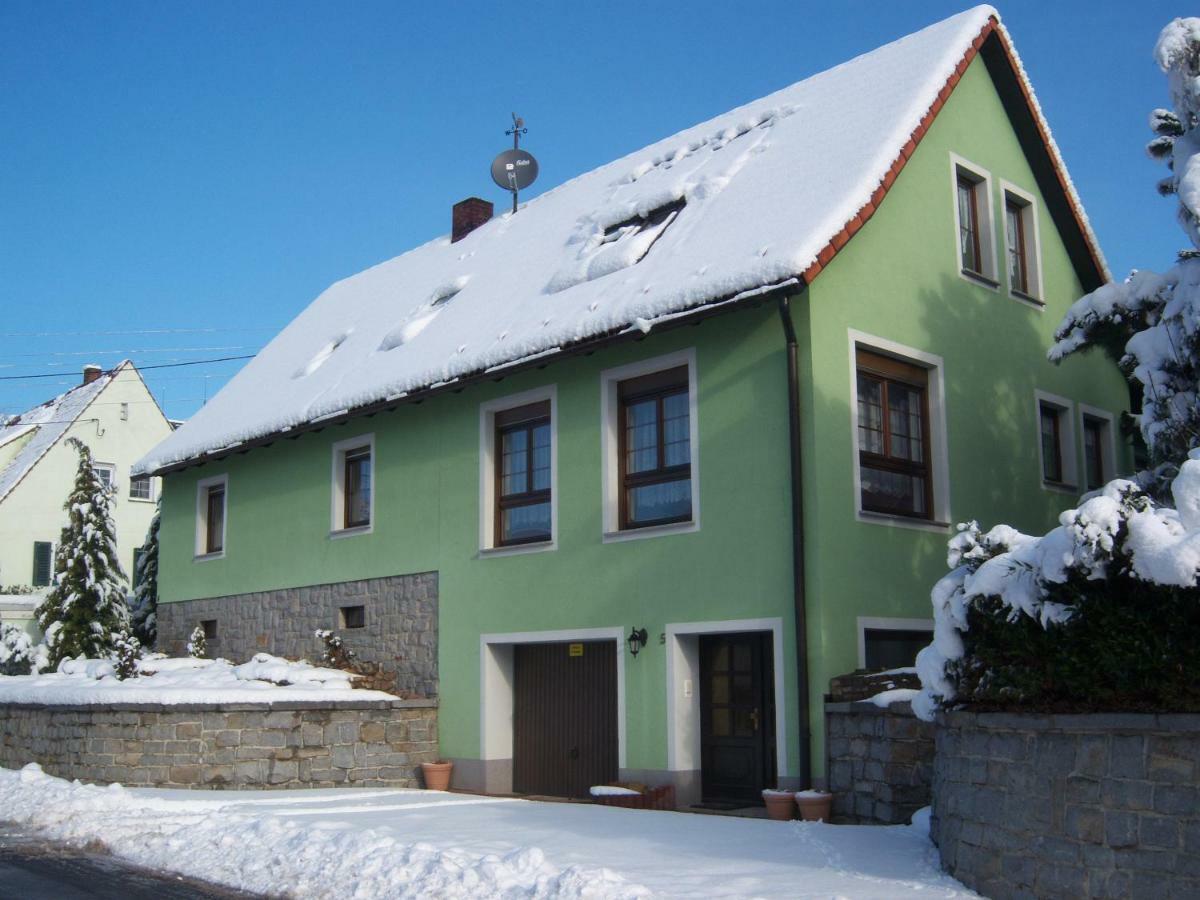 Ferienwohnung "An Der St. Ludmila" Crostwitz Dış mekan fotoğraf